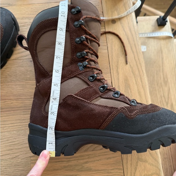 Cabela's Thinsulate Boots Size 9D - Picture 9 of 11